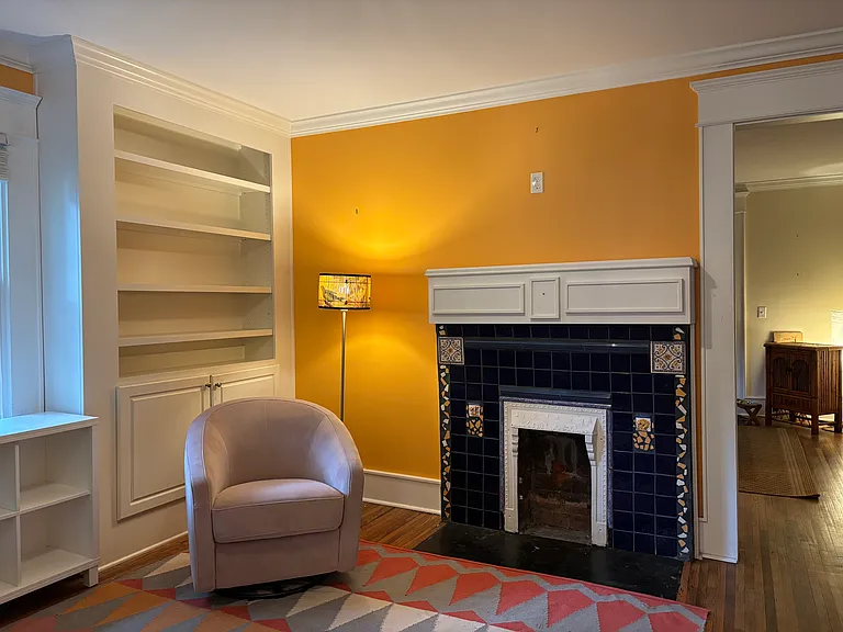 1679 Wade Ave — Photo 2