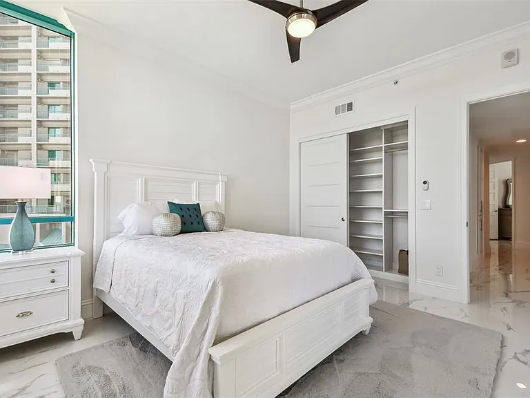 1560 Gulf Blvd #306 — Photo 31