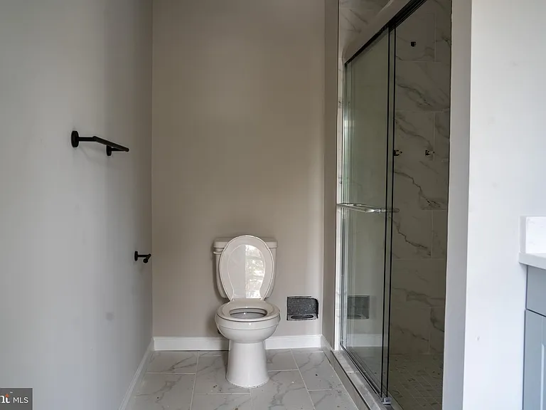 3970 Bradwater St — Photo 21