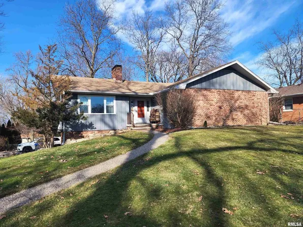 511 Blackhawk Ave, Milan, IL 61264