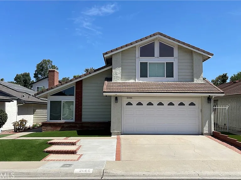 2085 Arbor Cir — Photo 59