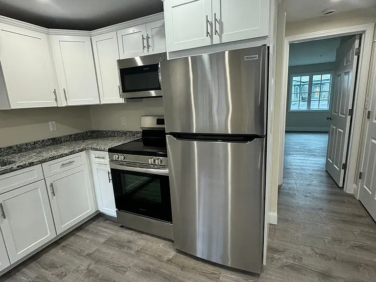 5 Pleasant St #201 — Photo 8