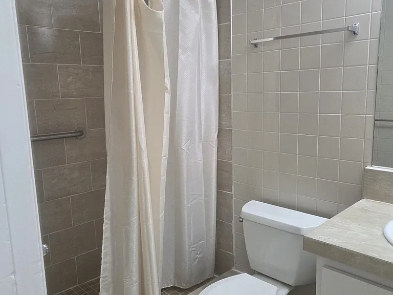 12549 SW 118th Ln — Photo 3