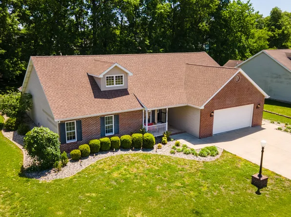200 Breeze Dr, Carterville, IL 62918