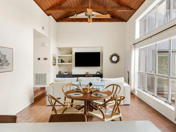 42 La Buena Vista Dr, Wimberley, TX 78676