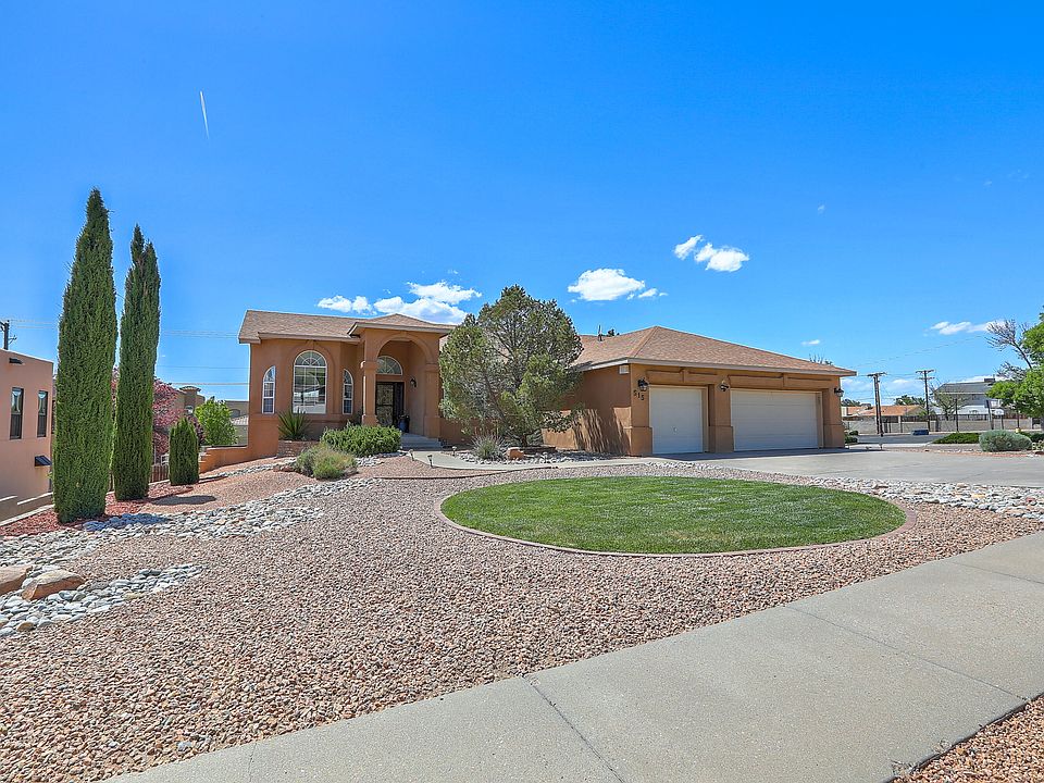 1st image of 515 Monte Alto Dr NE