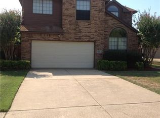 1205 Laurel Ln, Grapevine, TX 76051