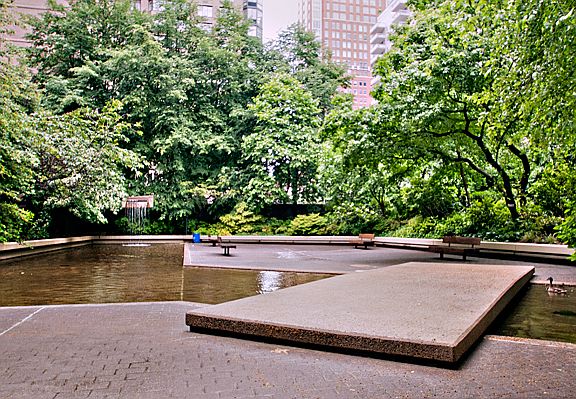 4th image of 220 E 65th St APT 24N