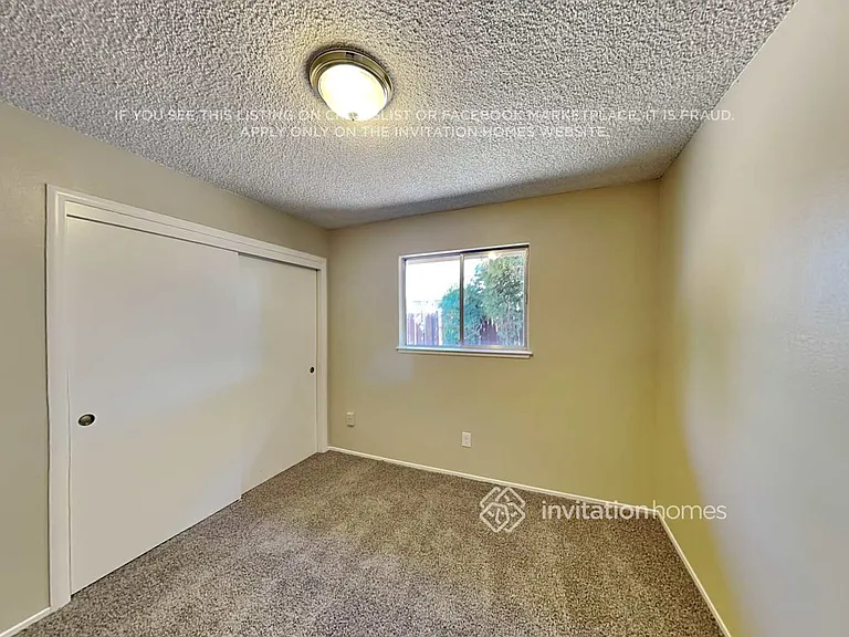 2453 Aramon Dr — Photo 12