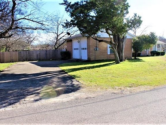 4th image of 520 Jellison Blvd