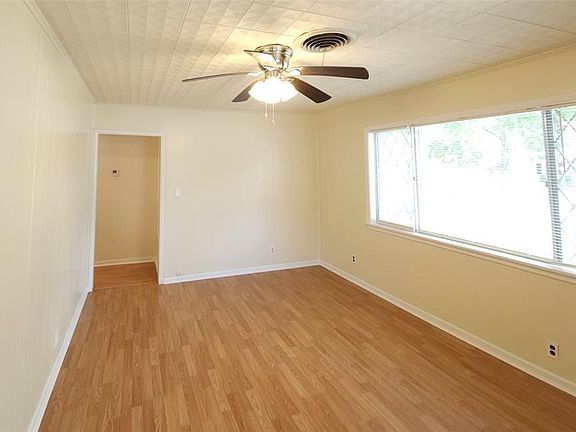 2nd image of 1100 12th St N