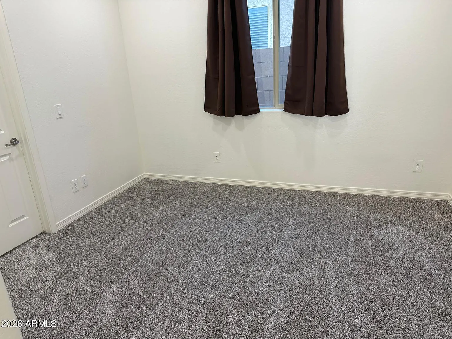 5 bed, 4.0 bath, 2921 sqft, $3,000 — Photo 4