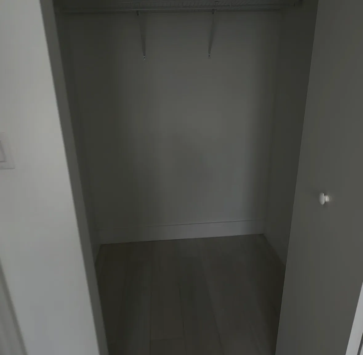 2 bed, 1000 sqft, $3,200 — Photo 2