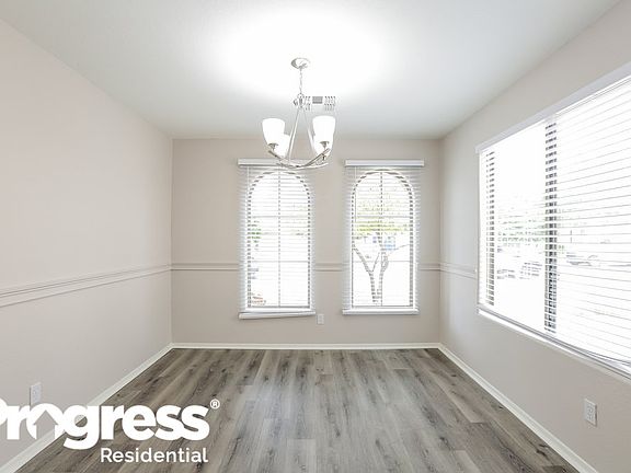 5th image of 565 S 153rd Ave