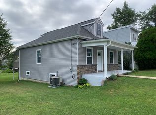 220 S Green St, Frackville, PA 17931
