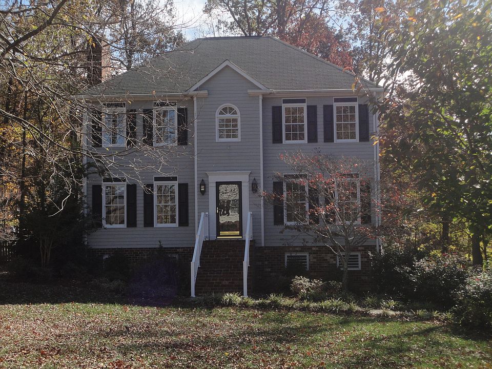 1st image of 102 Ivy West Dr