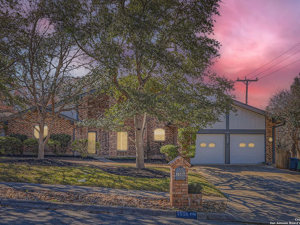 1st image of 1506 PERIWINKLE ST