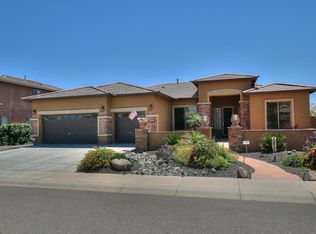 18471 W Port Royale Ln, Surprise, AZ 85388