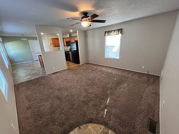 3rd image of 516 Courtland Ln #104