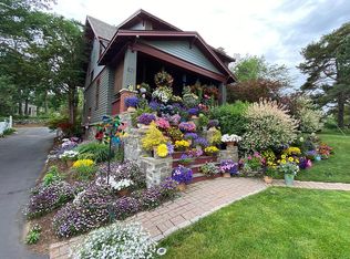 821 Shore Rd, Cape Elizabeth, ME 04107