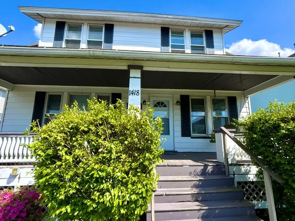 1418 Grove St, Moosic, PA 18507
