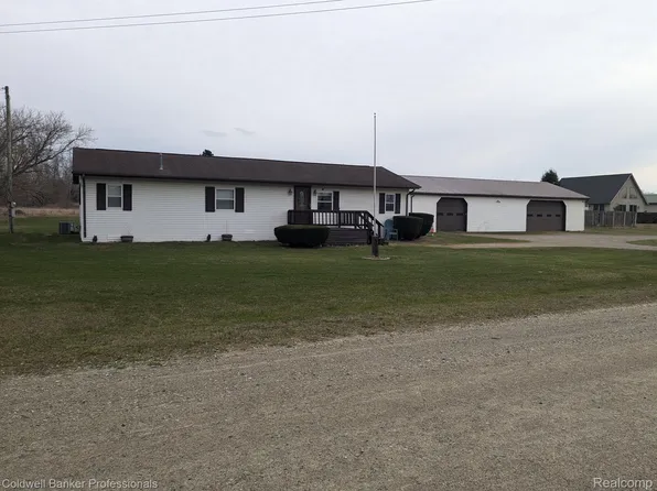 2247 Waterman Rd, Mayville, MI 48744