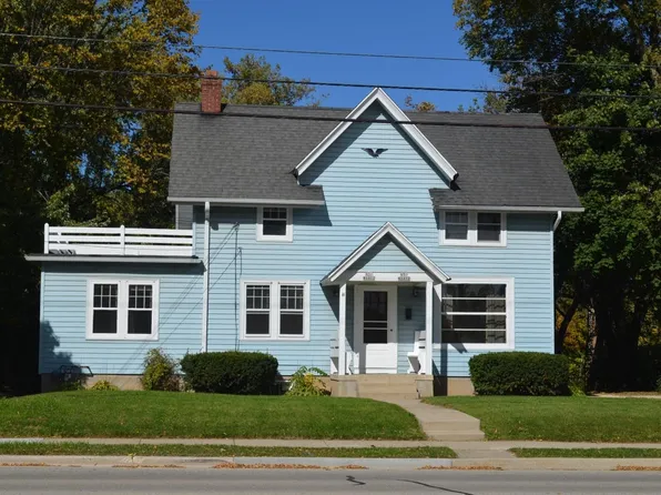 N50W6410 Twelve Western Rd, Cedarburg, WI 53012