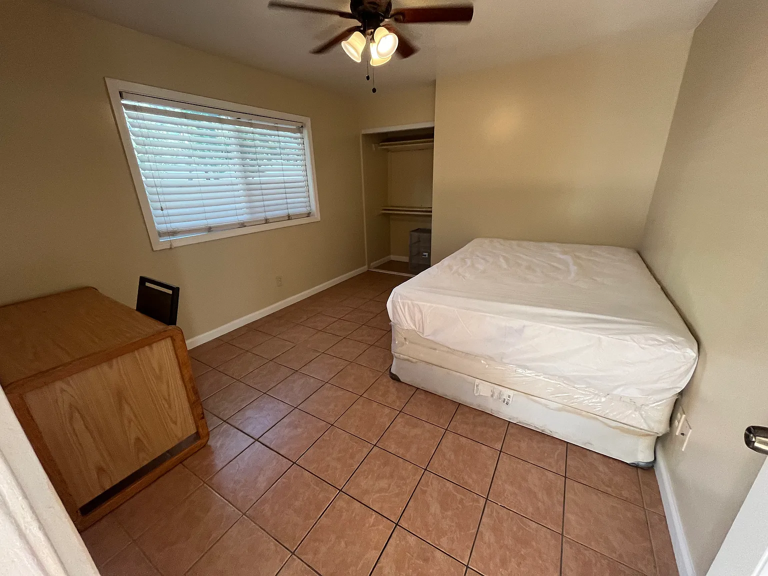 3 bed, $1,495 — Photo 2