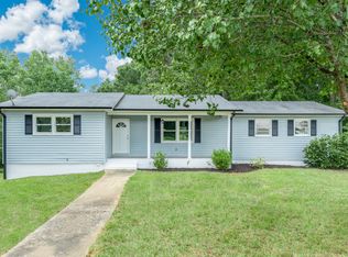 123 Landmark Ct, Easley, SC 29640