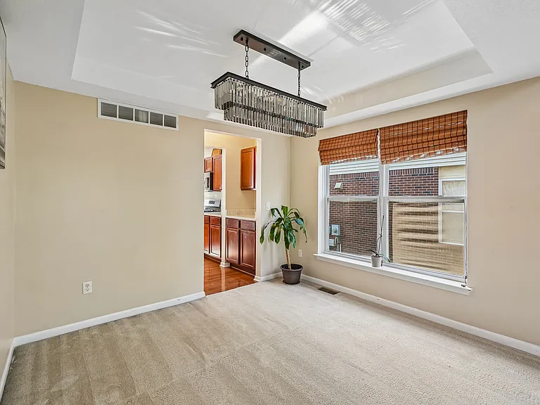 16304 Mulberry Way — Photo 8