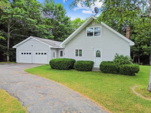 93 Bay Road, Bowdoinham, ME 04008