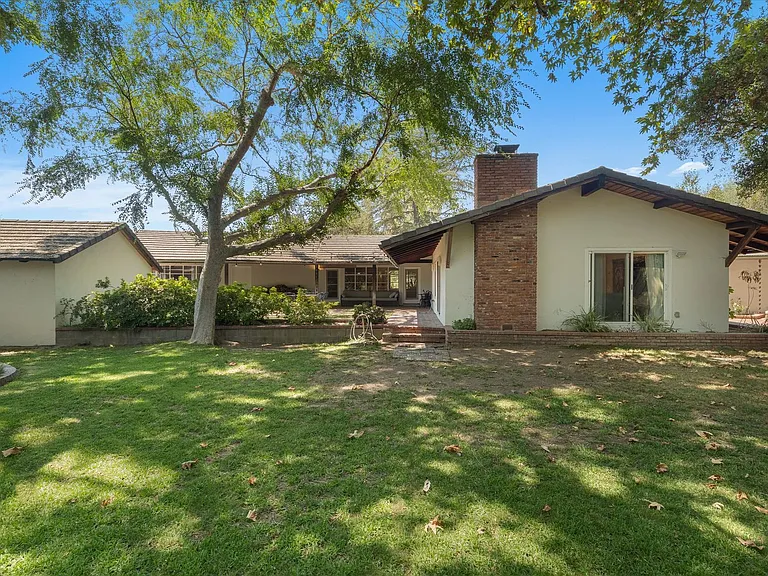 5040 Gould Ave — Photo 36
