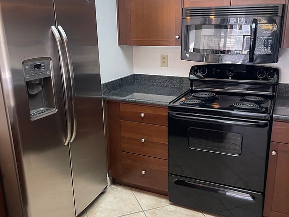 5th image of 500 N St Unit 706