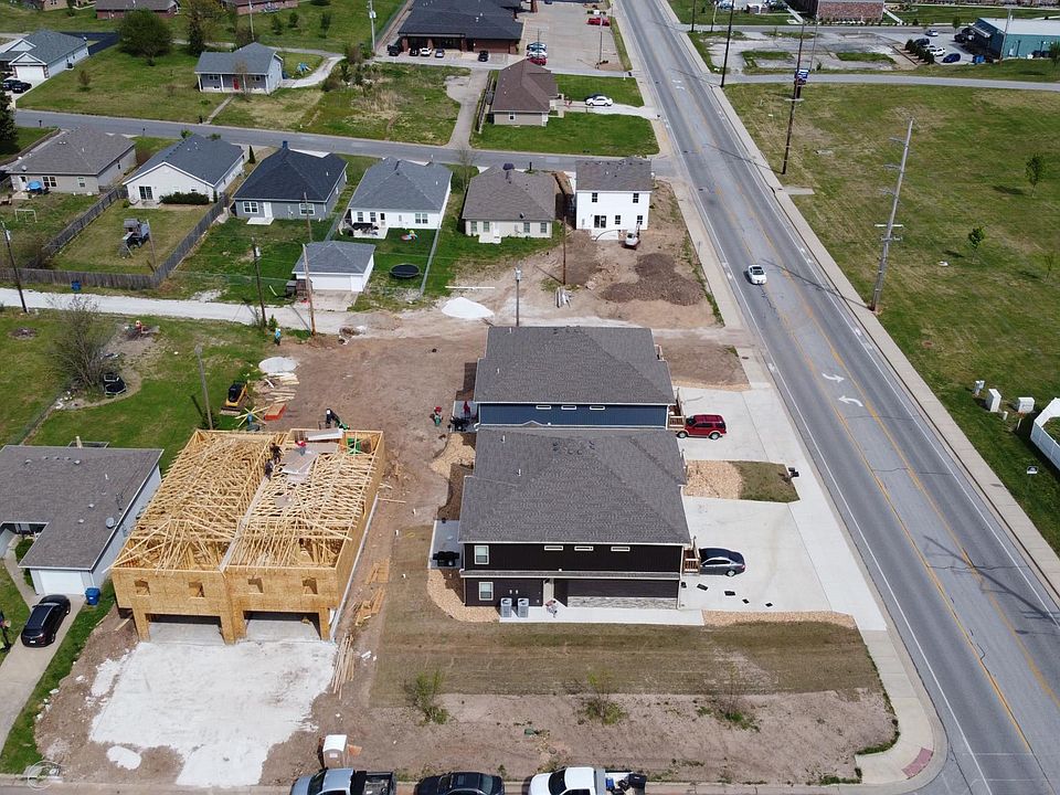 1915 W 26th St, Joplin, MO 64804 | Zillow