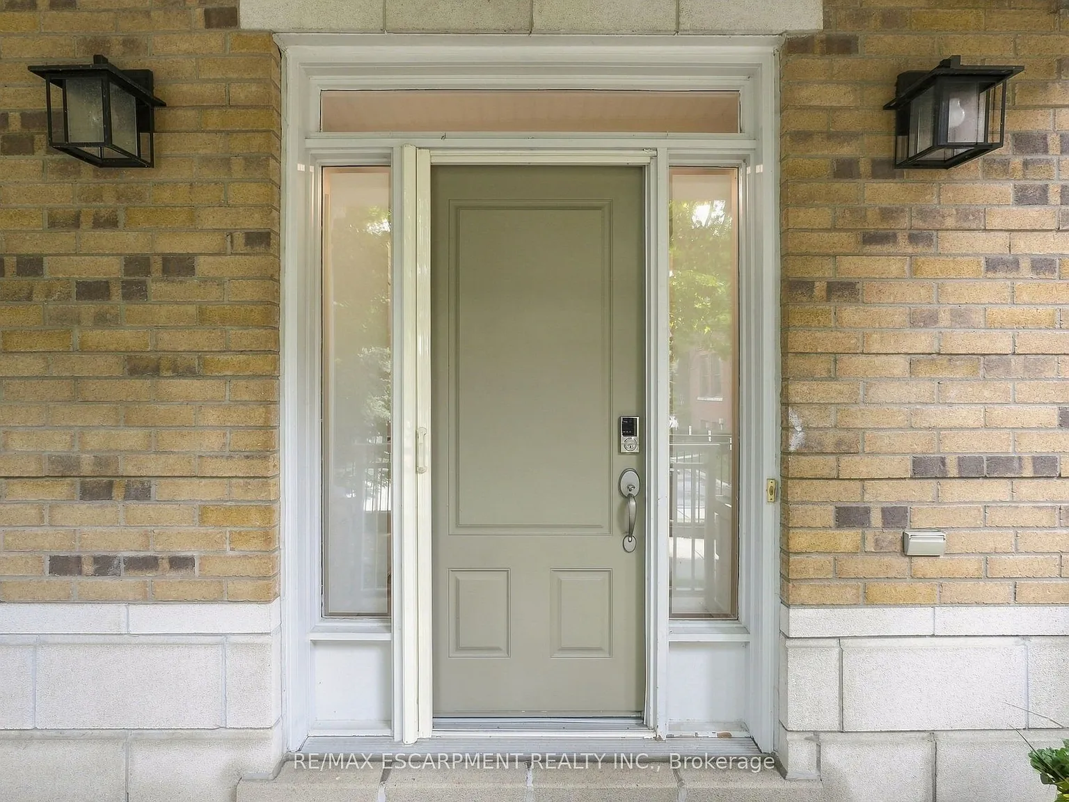 3 bed, $6,500 — Photo 3
