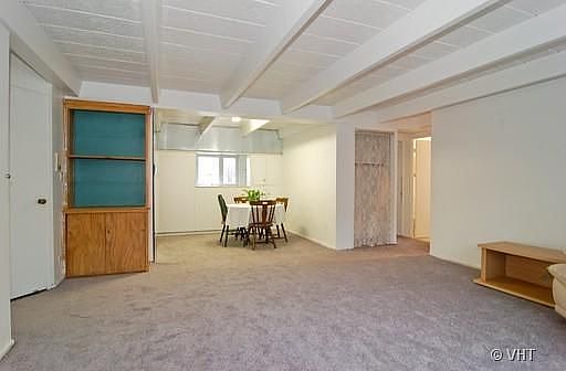 3rd image of 6123 N Winchester Ave APT 2B
