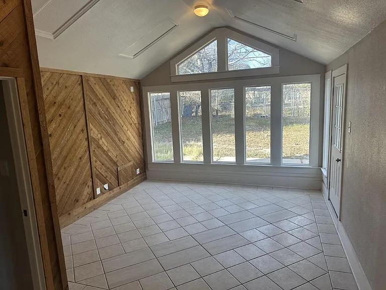 4603 Newcome Dr — Photo 3