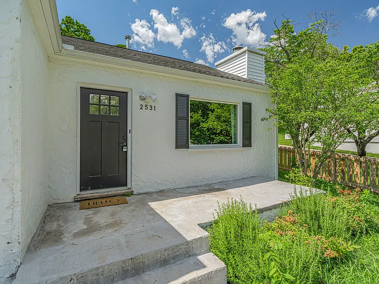 2531 Keystone Ave — Photo 24