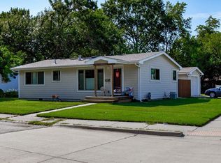 2021 Oxford Rd, Lawrence, KS 66044