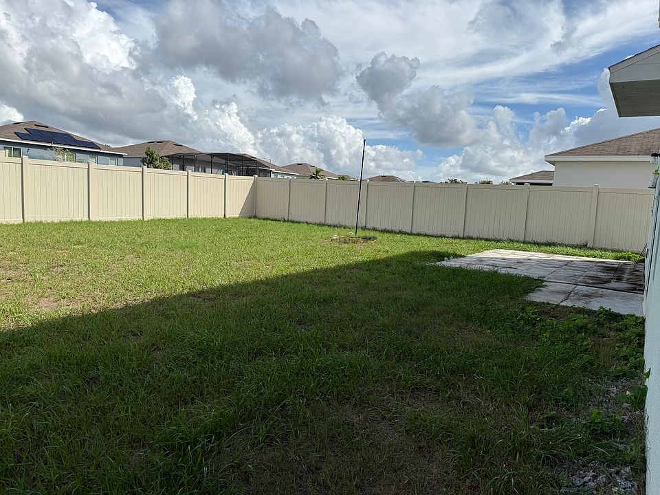 2nd image of 268 Fiddlewood Ct