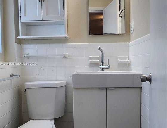 5th image of 2214 N 25th Ave #2