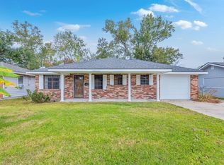 1213 S Elton Ct, Lake Charles, LA 70607