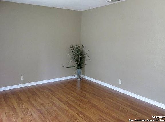 4th image of 7709 SAGE OAK ST