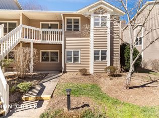 15 Timberlake Dr, Asheville, NC 28803