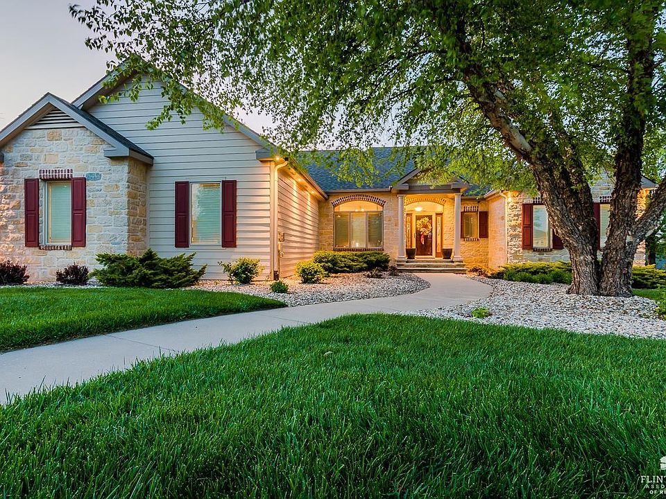 1st image of 2321 Heartland Dr