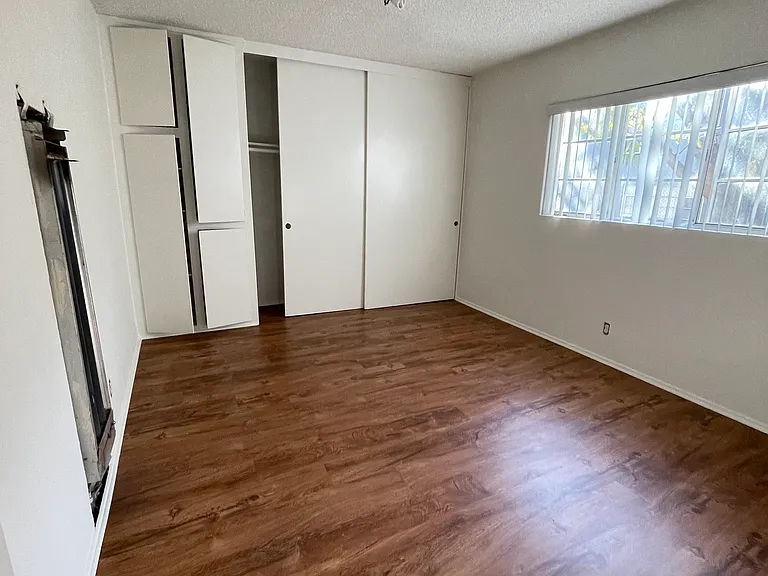 1149 N Central Ave #10 — Photo 6