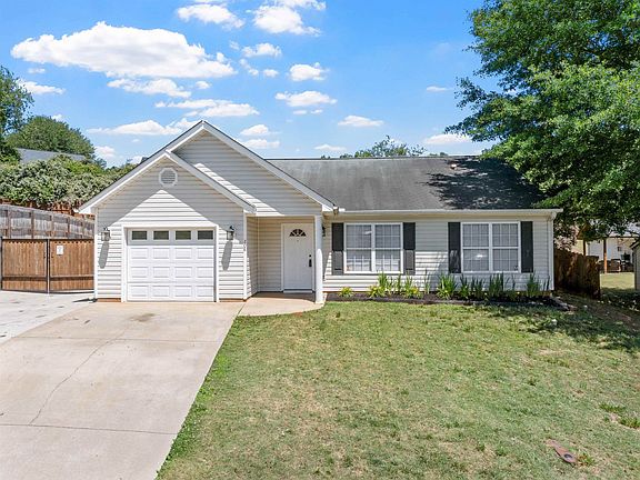 5th image of 208 Ashley Danielle Dr