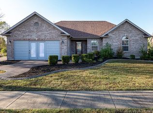 13807 Deerfield Xing, Memphis, IN 47143