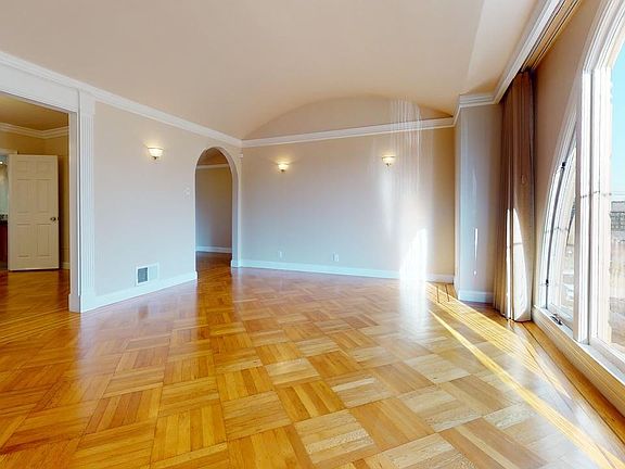 4th image of 1587 31st Ave