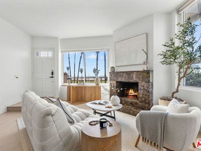 118 Wadsworth Ave APT 1, Santa Monica, CA, 90405